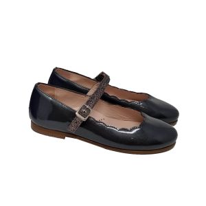 Beberlis Girls Charcoal Pearl Grey Patent Leather Flats With Scallop Trim