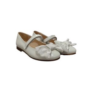Beberlis White Flat Slip On Shoes With Bow