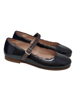 Beberlis Girls Charcoal Pearl Grey Patent Leather Flats With Scallop Trim
